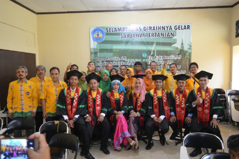 wisudawan dosen